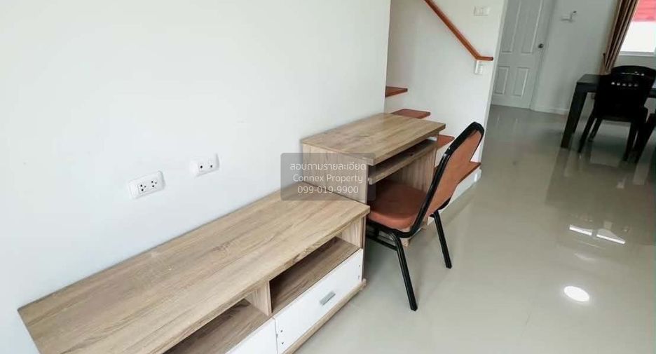 Casa adosada en venta de 3 habitaciones en Mueang Chachoengsao, Chachoengsao