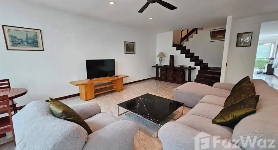 Reihenhaus zur Miete mit 4 Zimmer in Jomtien, Pattaya