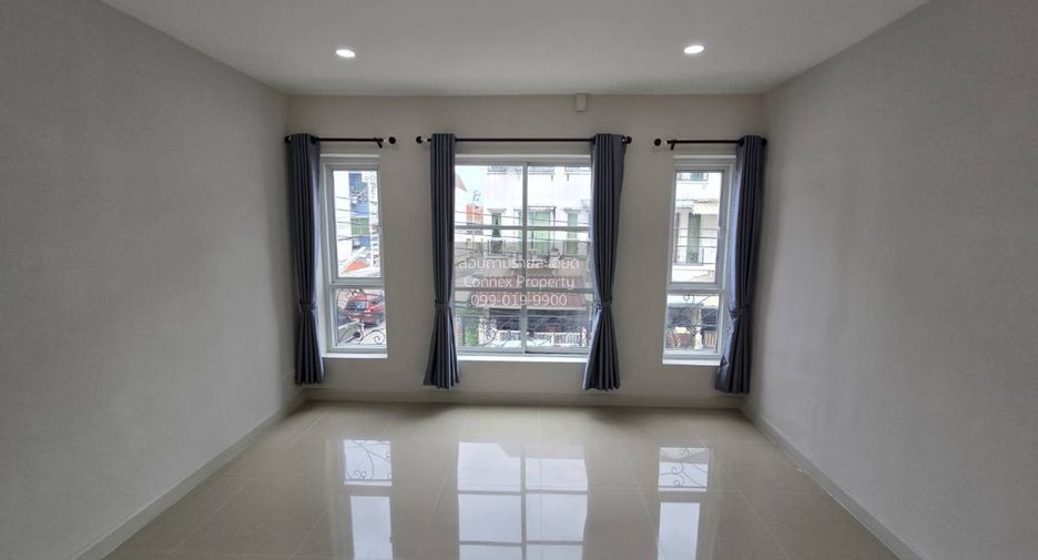 For sale 3 bedrooms townhouse in Bang Bon, Bangkok