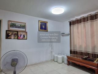 For sale 4 bedrooms townhouse in Mueang Samut Sakhon, Samut Sakhon