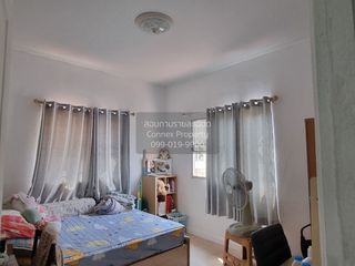For sale 4 bedrooms townhouse in Mueang Samut Sakhon, Samut Sakhon