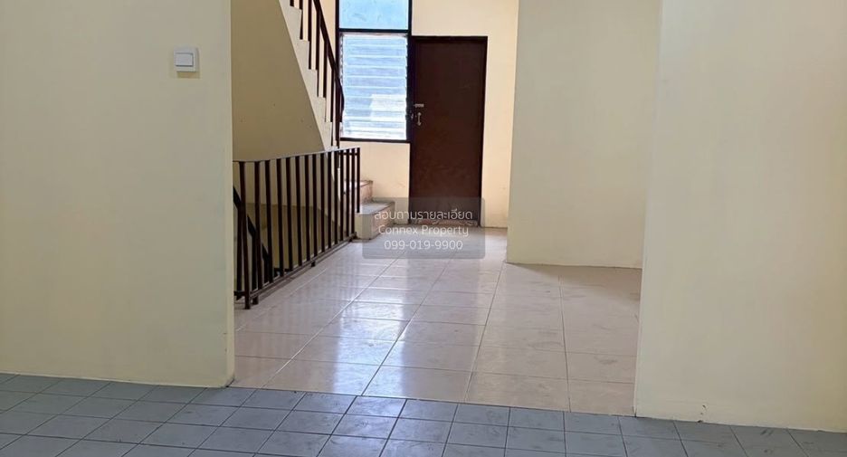 For sale 3 bedrooms retail Space in Phra Pradaeng, Samut Prakan