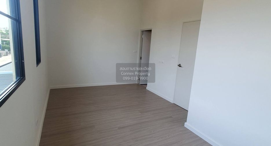 For sale 2 bedrooms townhouse in Bang Khen, Bangkok
