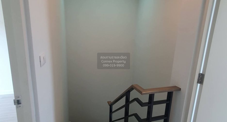 For sale 2 bedrooms townhouse in Bang Khen, Bangkok