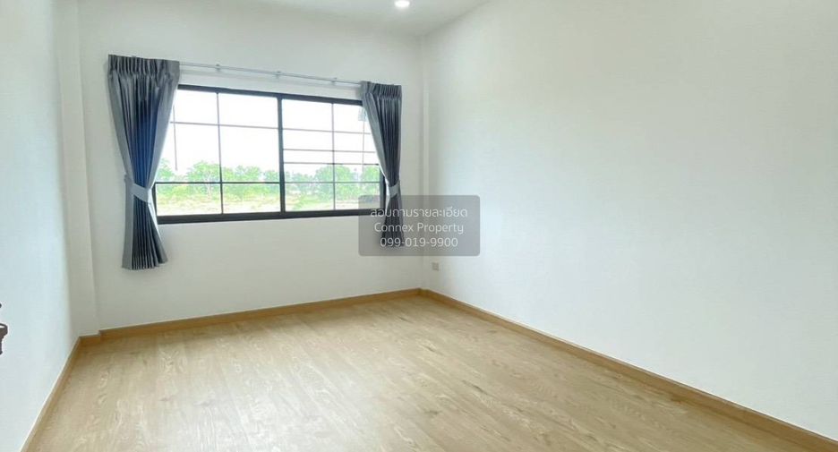 Reihenhaus zum Kauf mit 4 Zimmer in Thanyaburi, Pathum Thani