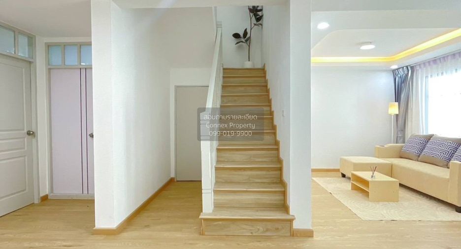 Reihenhaus zum Kauf mit 4 Zimmer in Thanyaburi, Pathum Thani