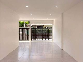For sale 4 bedrooms house in Sai Mai, Bangkok
