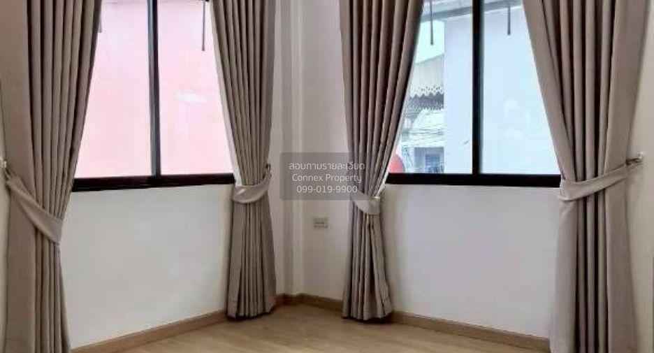 For sale 4 bedrooms house in Sai Mai, Bangkok