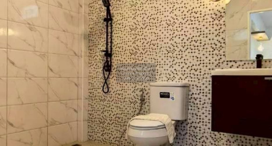 For sale 4 bedrooms house in Sai Mai, Bangkok
