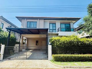 For sale 3 bedrooms house in Saphan Sung, Bangkok