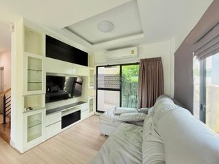 For sale 3 bedrooms house in Saphan Sung, Bangkok