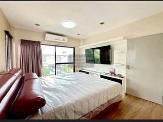 For sale 3 bedrooms house in Saphan Sung, Bangkok