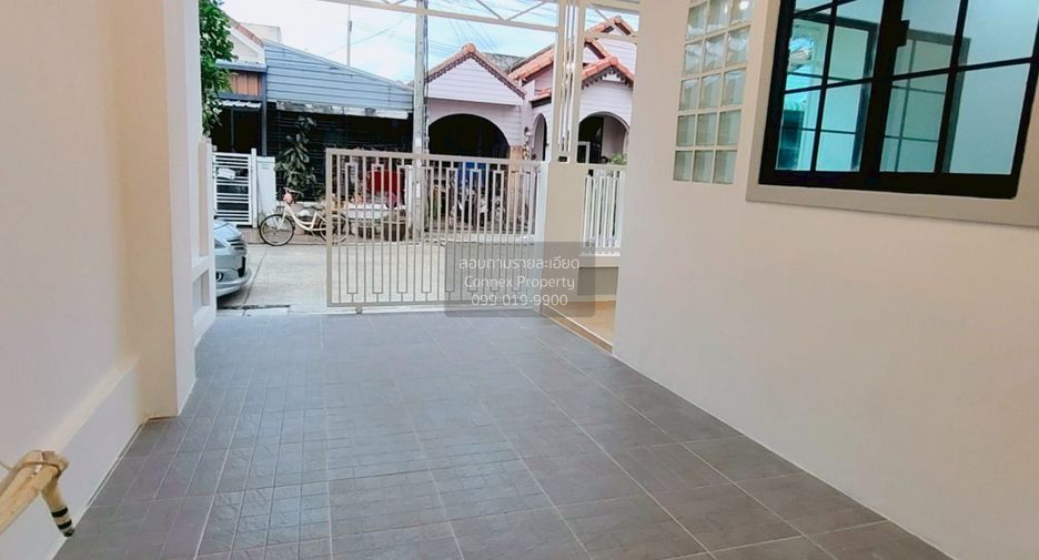 Продажа 2 спальни таунхаус в Khlong Luang, Патумтани