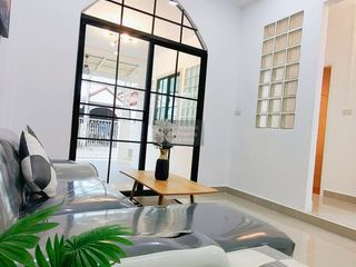 For sale 2 bedrooms townhouse in Khlong Luang, Pathum Thani
