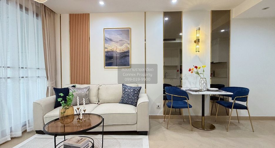For sale 1 Beds condo in Sathon, Bangkok