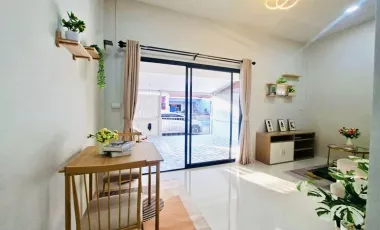 For sale 2 ベッドルーム townhouse in East Pattaya, Pattaya