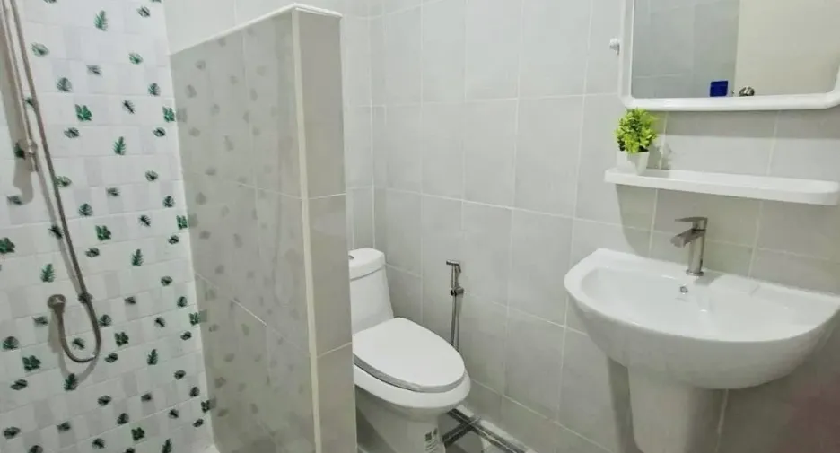 For sale 2 ベッドルーム townhouse in East Pattaya, Pattaya