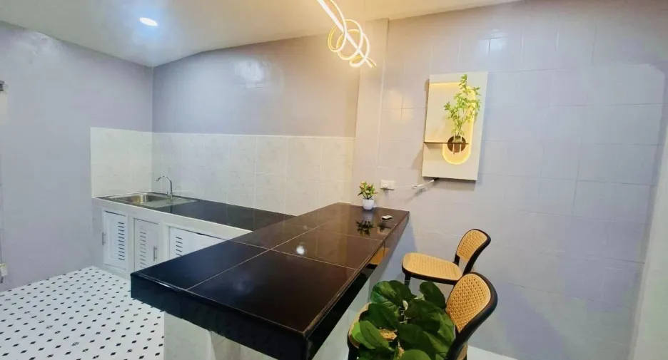 For sale 2 ベッドルーム townhouse in East Pattaya, Pattaya