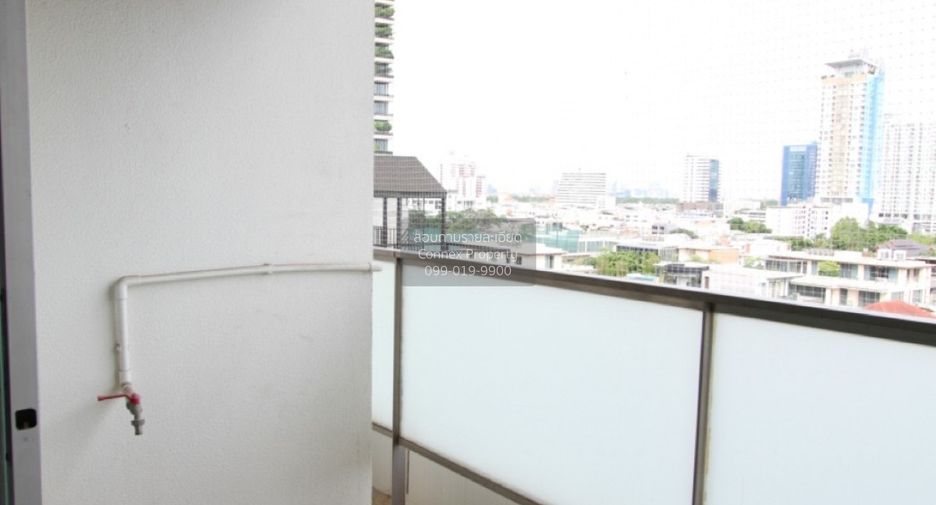 À vendre 2 chambres condo à Yan Nawa, Bangkok