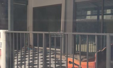 Reihenhaus zum Kauf mit 3 Zimmer in Bang Phli, Samut Prakan