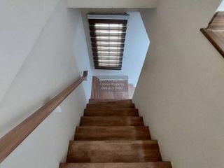 Продажа 4 спальни таунхаус в Pak Kret, Нонтабури