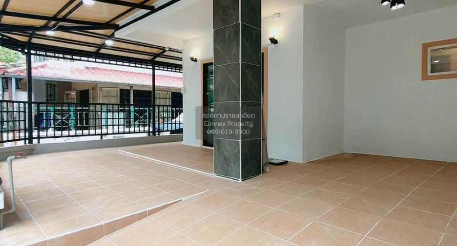 À vendre 3 chambres maison de ville à Khlong Luang, Pathum Thani