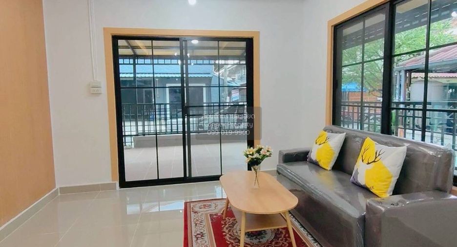 À vendre 3 chambres maison de ville à Khlong Luang, Pathum Thani