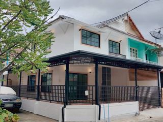 Продажа 3 спальни таунхаус в Khlong Luang, Патумтани