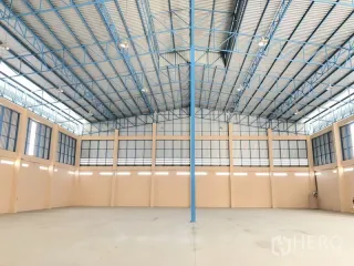 出租 仓库 在 Lat Lum Kaeo, Pathum Thani