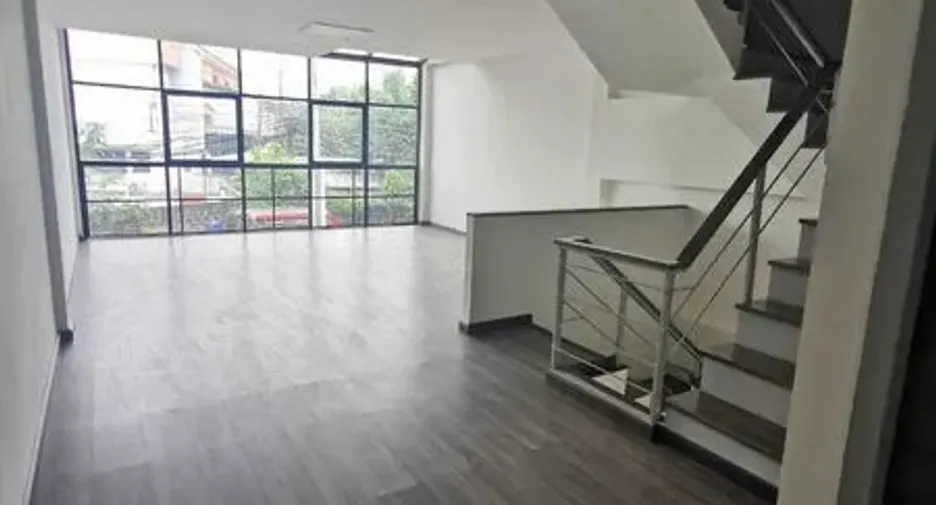 For rent そして for sale 4 ベッドルーム office in Suan Luang, Bangkok