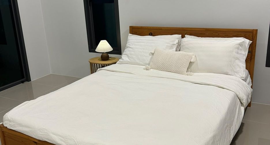 出租 3 卧室 独立屋 在 塔朗, 普吉
