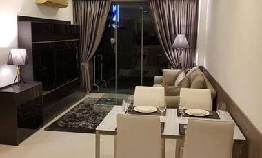 Condo en venta de 2 habitaciones en Khlong Toei, Bangkok