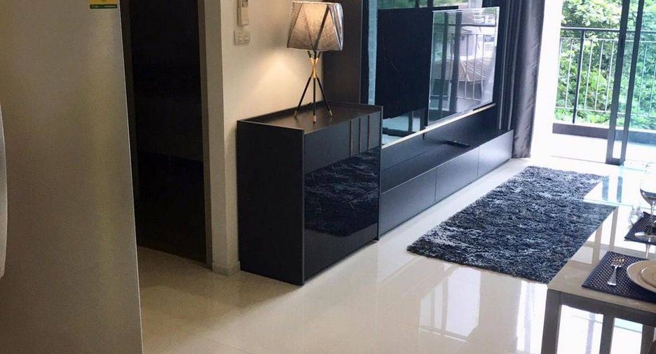 Condo en venta de 2 habitaciones en Khlong Toei, Bangkok
