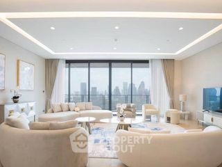 Condo en alquiler y en venta de 5 habitaciones en Pathum Wan, Bangkok
