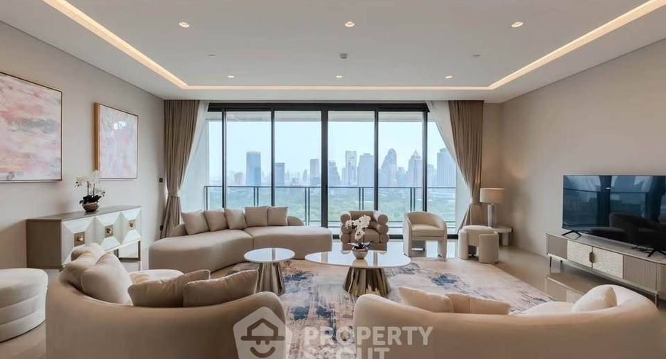 Condo en alquiler y en venta de 5 habitaciones en Pathum Wan, Bangkok