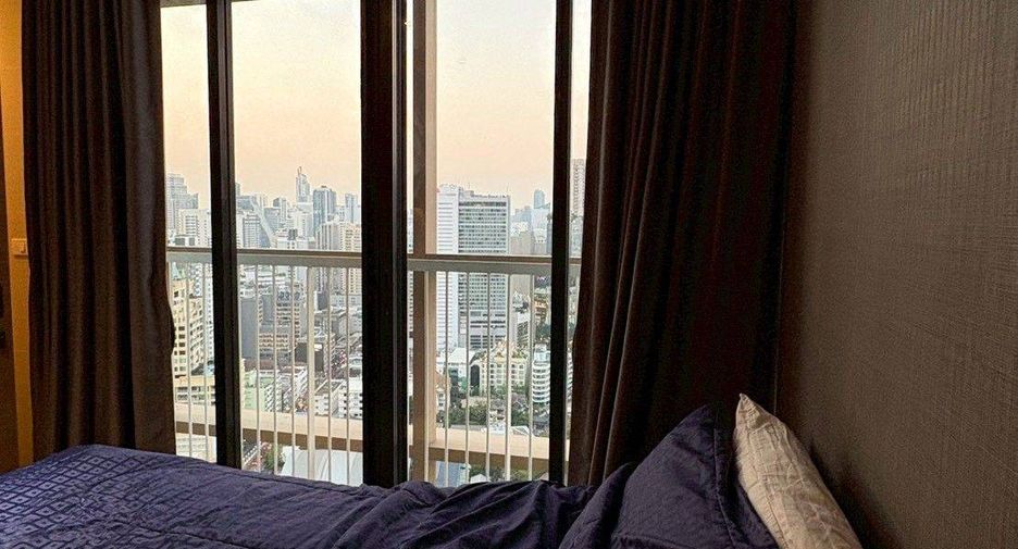Condo en alquiler de 1 habitaciones en Khlong Toei, Bangkok