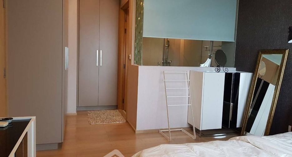 For rent 1 Beds condo in Khlong Toei, Bangkok
