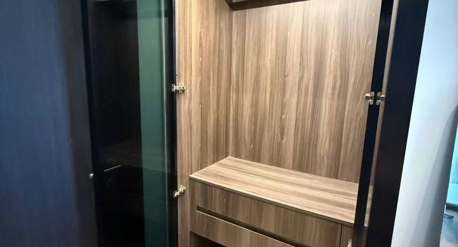 For rent 1 bed condo in Phaya Thai, Bangkok