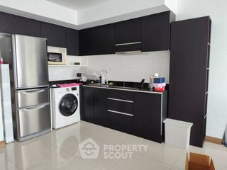 Продажа 2 спальни кондо в Щаттхана, Бангкок