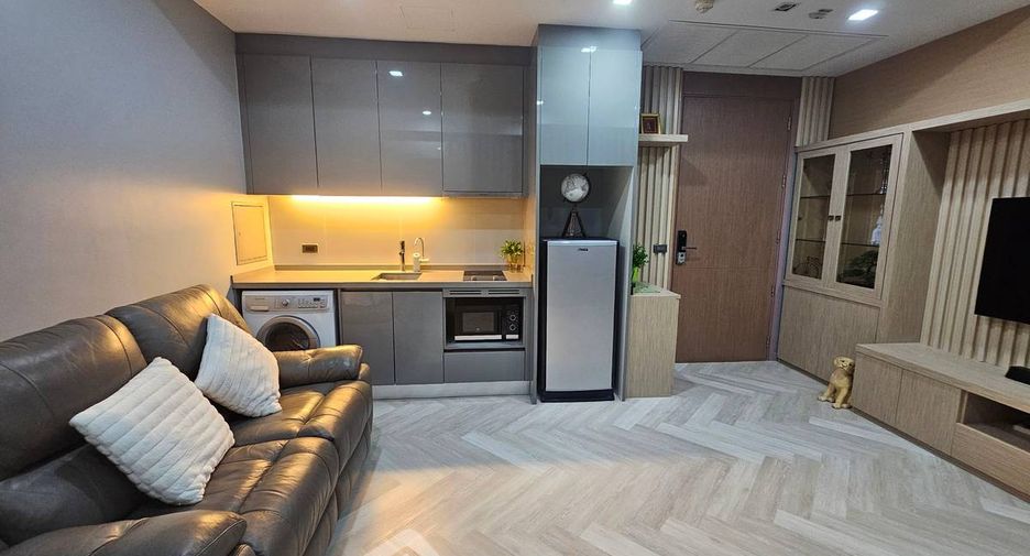 For rent and for sale 1 bed condo in Ratchathewi, Bangkok
