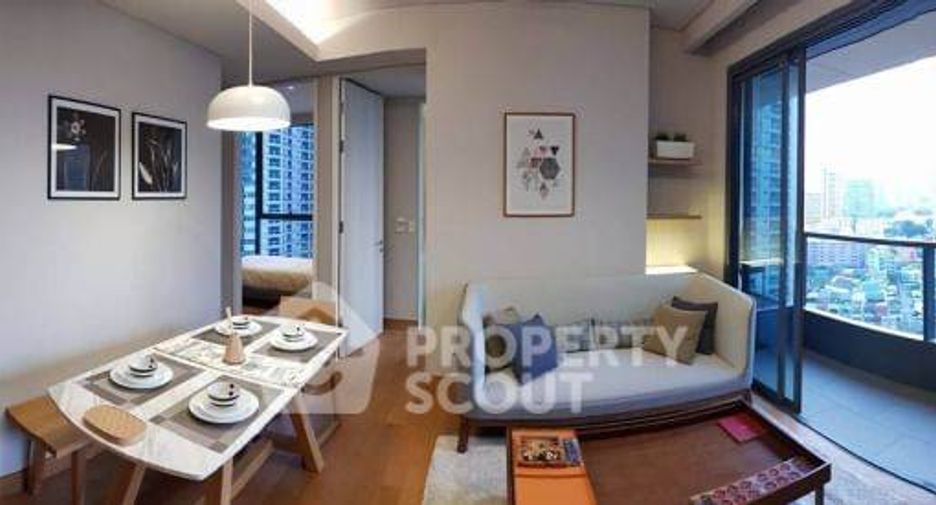 For sale 2 bedrooms condo in Khlong Toei, Bangkok