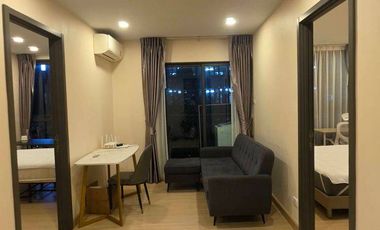 À louer et à vendre 2 chambres condo à Huai Khwang, Bangkok