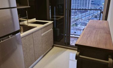 For sale 1 bed condo in Phaya Thai, Bangkok