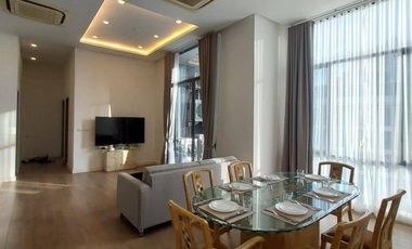 Condo en venta de 3 habitaciones en Khlong Toei, Bangkok