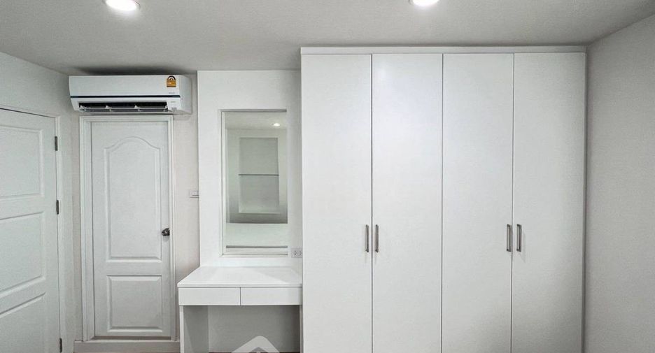 For rent そして for sale 2 ベッドルーム condo in Yan Nawa, Bangkok