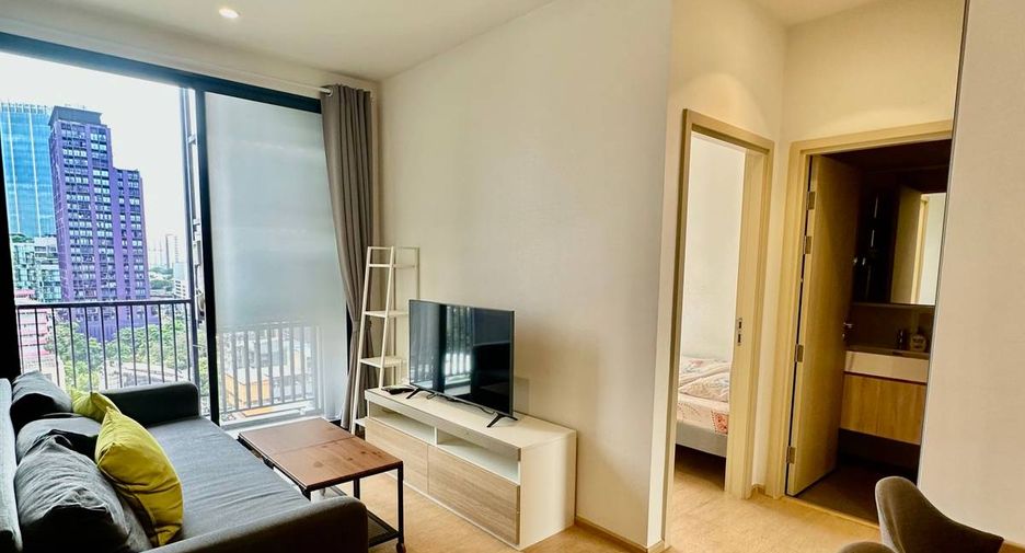 Wohnung zur Miete und zum Kauf mit 2 Zimmer in Watthana, Bangkok