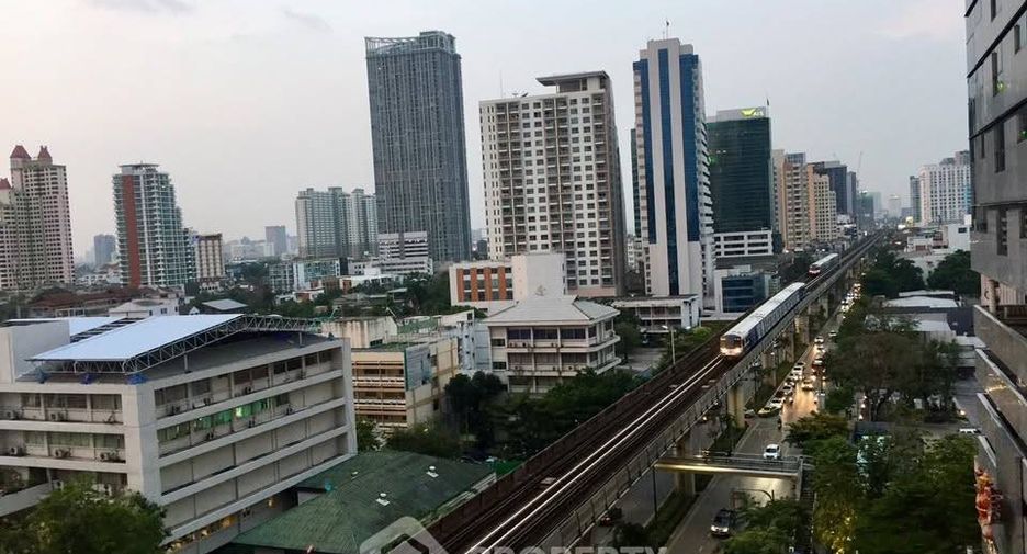 Wohnung zur Miete und zum Kauf mit 2 Zimmer in Phaya Thai, Bangkok