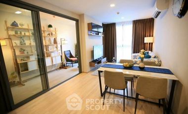 Wohnung zur Miete und zum Kauf mit 2 Zimmer in Watthana, Bangkok