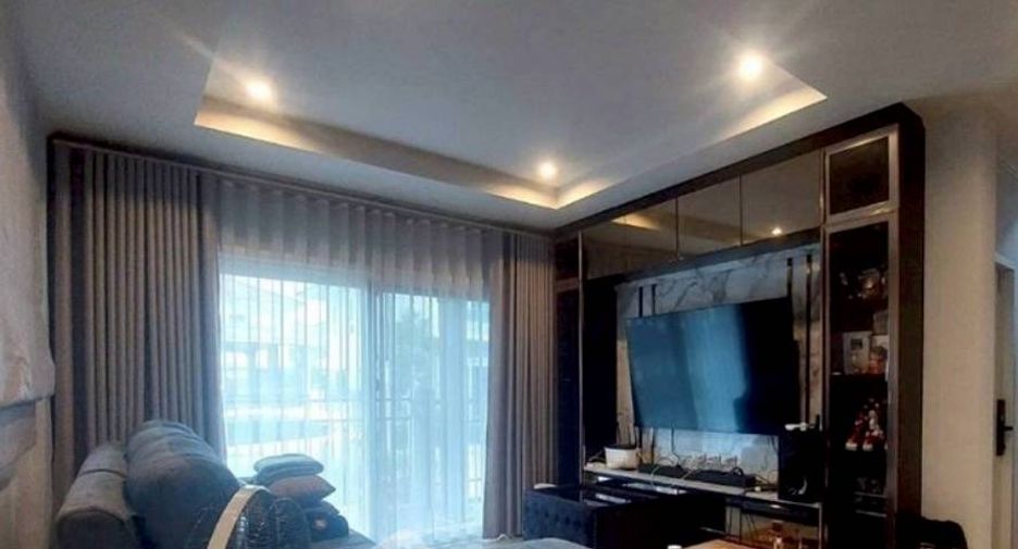 For sale 4 bedrooms house in Bang Khun Thian, Bangkok
