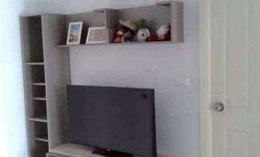 À vendre 1 chambre condo à Huai Khwang, Bangkok
